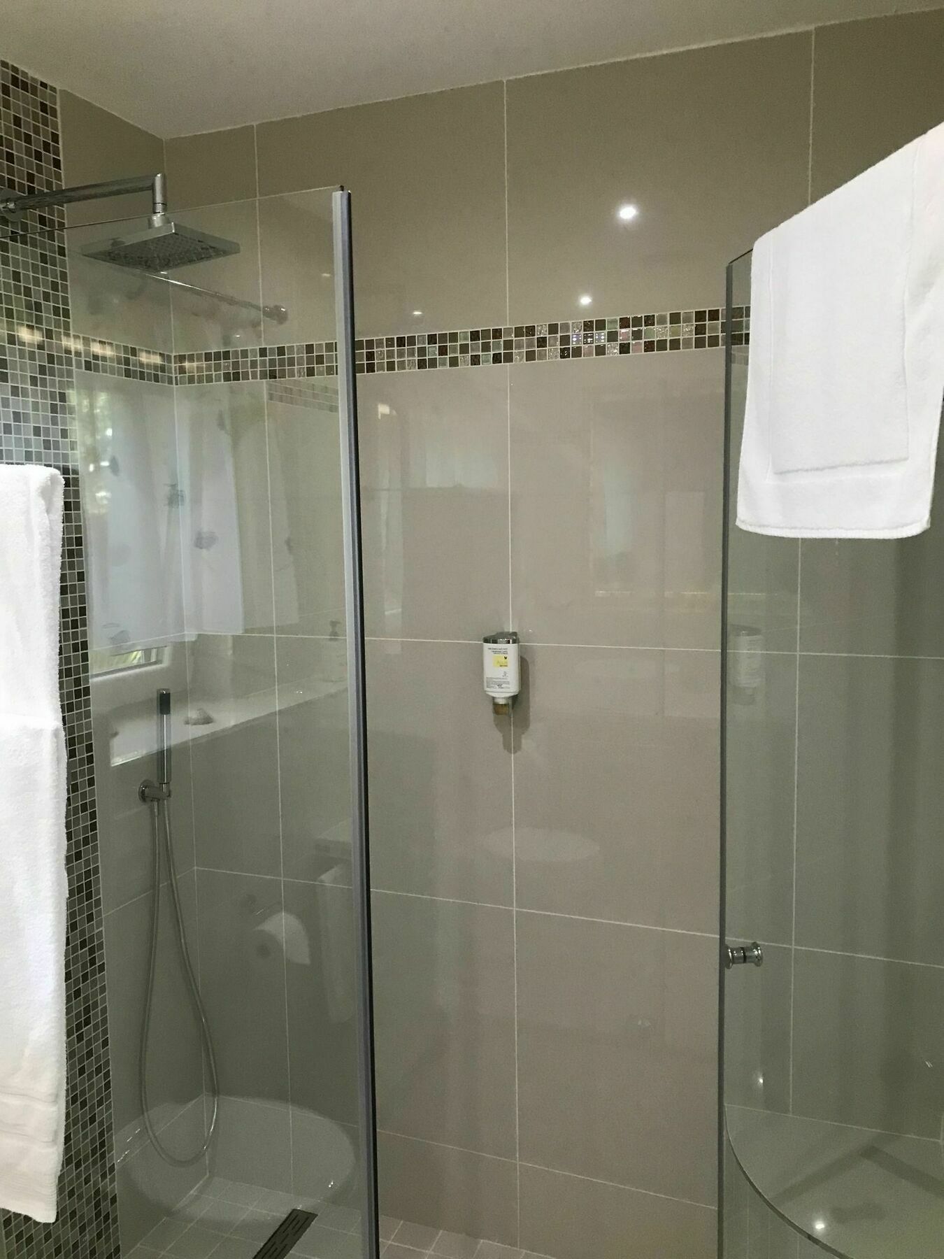 Grenadilla (Adults Only) Apartment Constantia Bagian luar foto