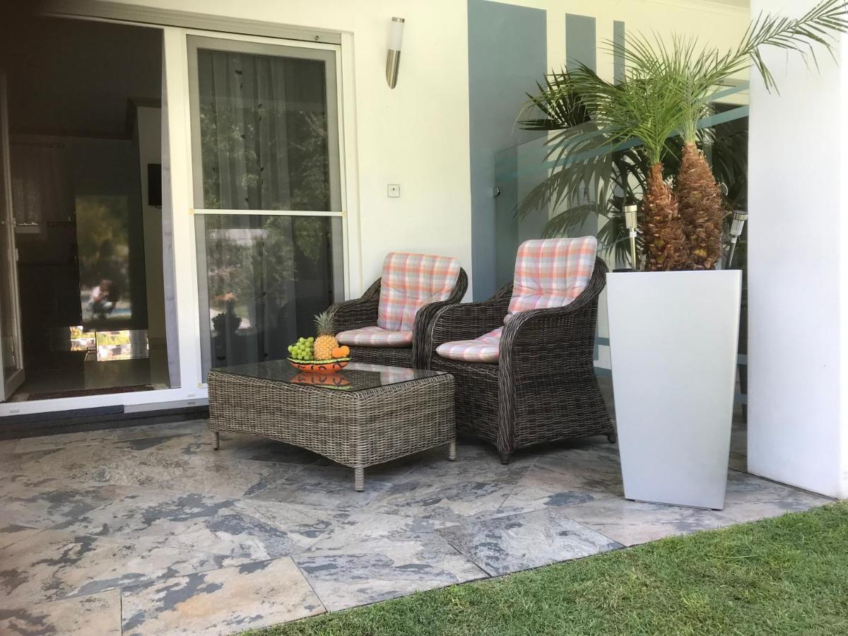 Grenadilla (Adults Only) Apartment Constantia Bagian luar foto